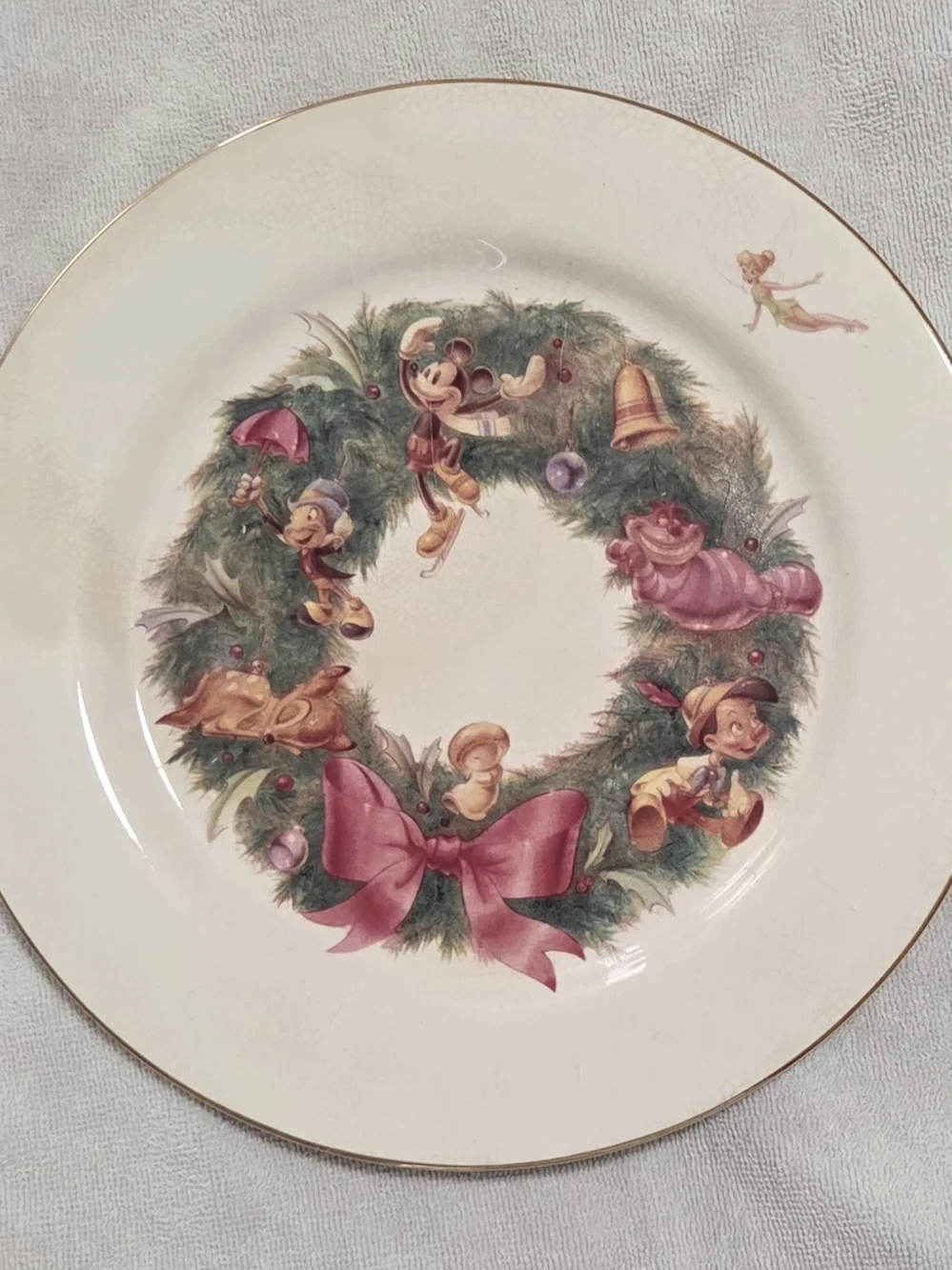 Disney Holiday Wreath Decorative Plate w/ Pink Bow, Feat. Tinkerbell